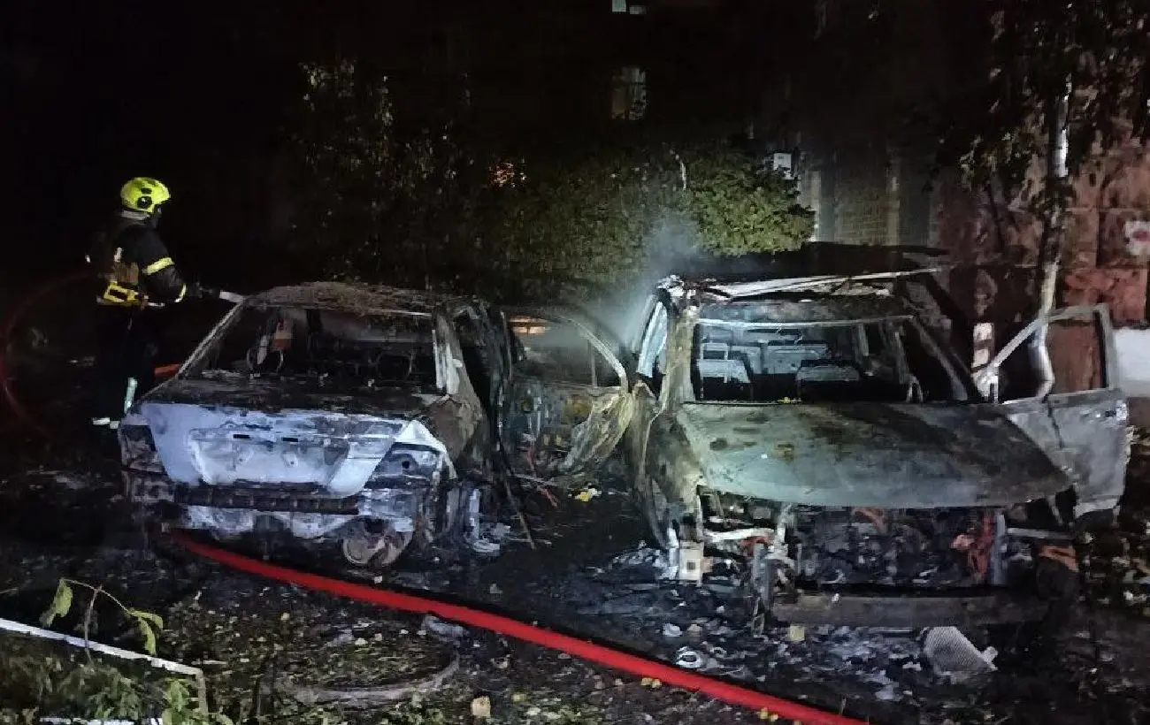 Дрони влучили у виш, на кількох локаціях пожежі: фото наслідків удару по Києву