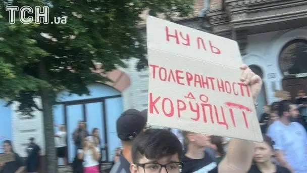 Зеленський шукає компроміс: чи поверне новий закон незалежність НАБУ та САП