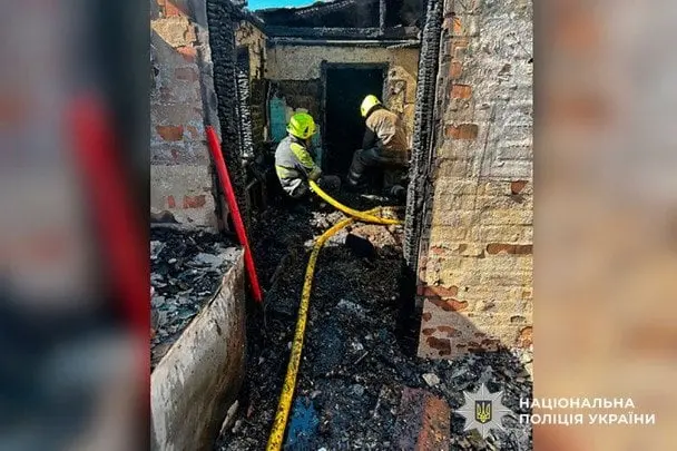 На Полтавщині живцем згоріла дівчина — не вибралася з будинку