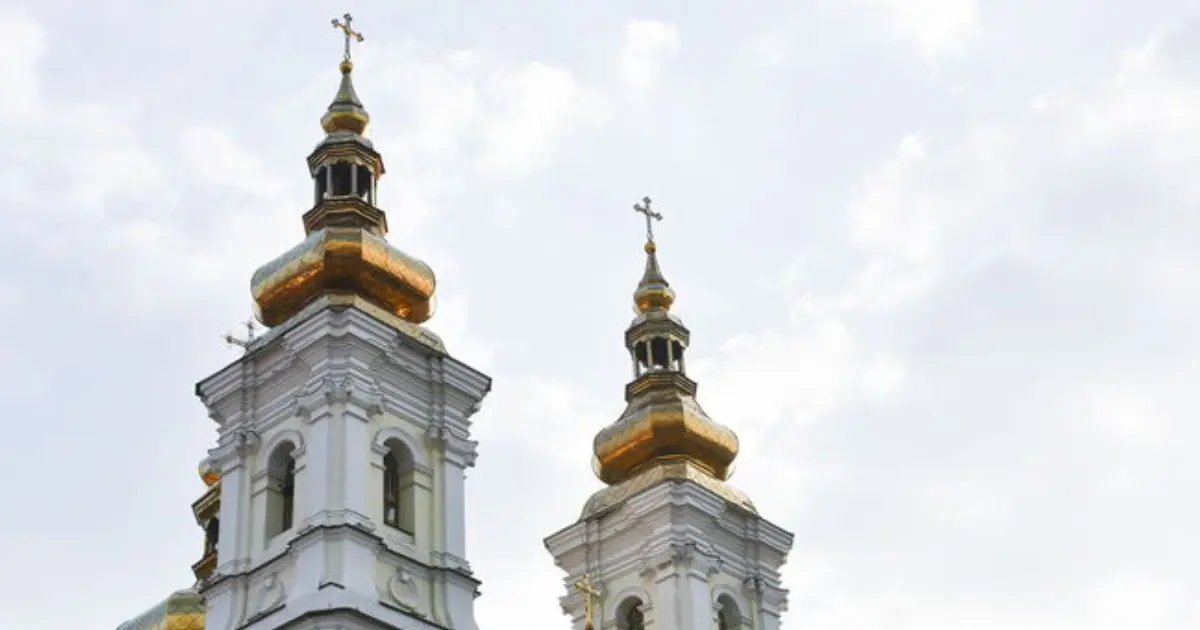 У вінницькому Спасо-Преображенському соборі оприлюднили розклад богослужінь на Трійцю