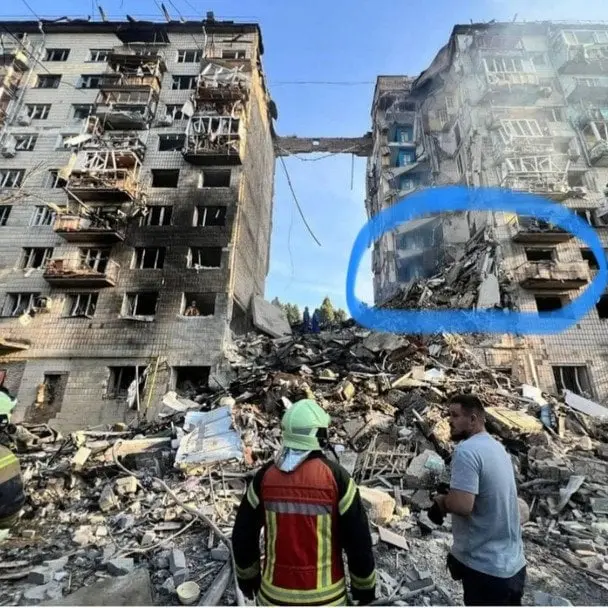 Вижив лише молодший: унаслідок удару по багатоповерхівці в Києві загинула вся родина (фото)