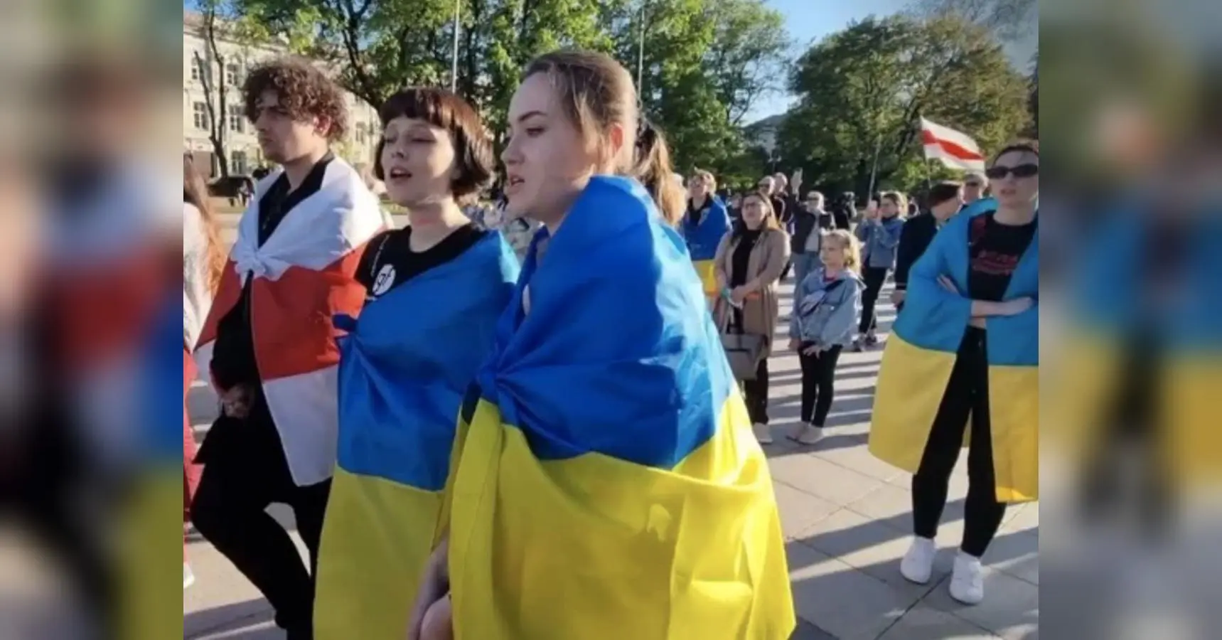 «Ласкаво просимо, але…»: Єврокомісія прийняла важливе рішення щодо українських біженців