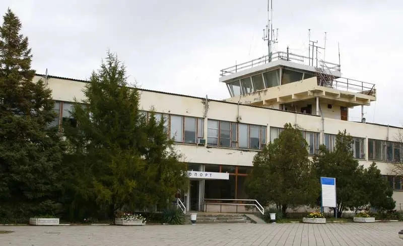 Схемы: Россия в Крыму превращает гражданский аэродром в военную базу, чтобы запускать БпЛА