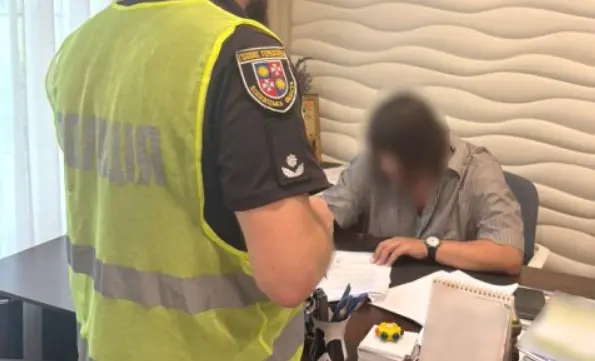 Обікрали Вінницю на майже 1,5 млн грн, оцінювачки землі отримали підозри