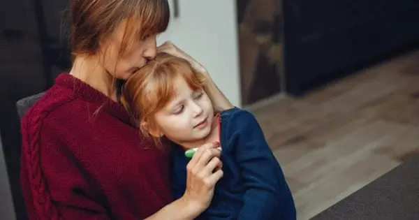 Страшно не лише дорослим: як заспокоїти дитину під час повітряної тривоги