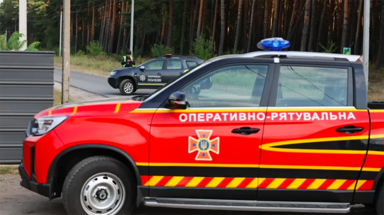 Під час ранкової атаки на Луцьк постраждала матір рятувальника
