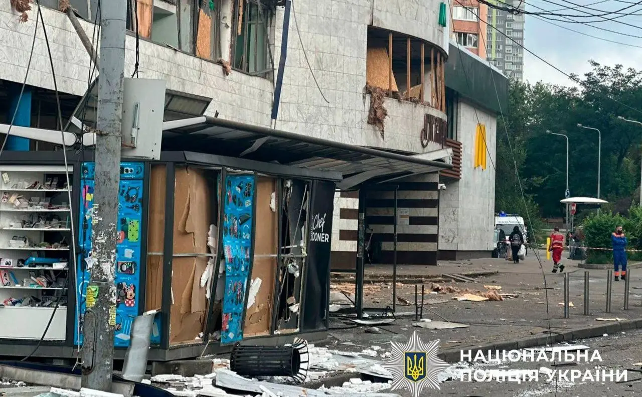 Не дим, а хмара пилу: стало відомо, що відбувалось на «Лук’янівській»