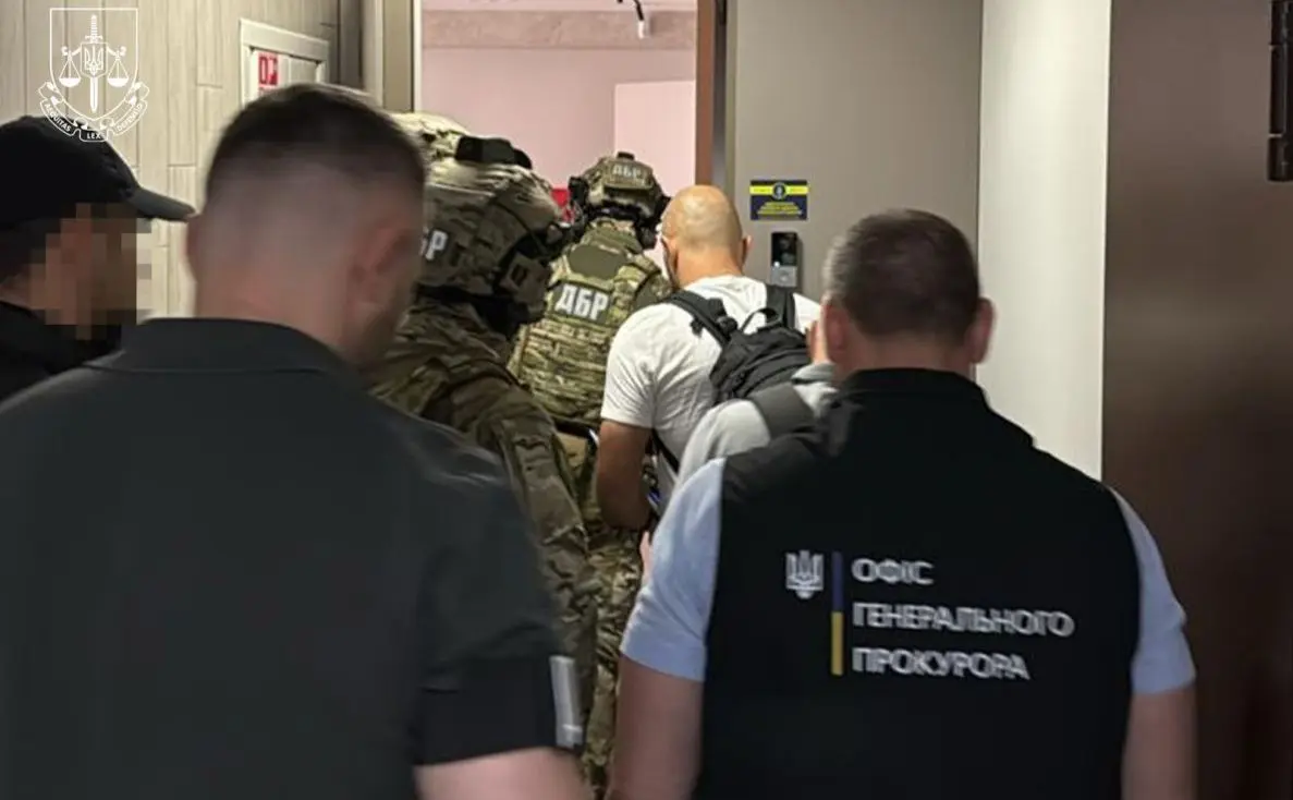 Квартира на Печерську та 8 земельних ділянок: у Києві затримали головного лісівника України