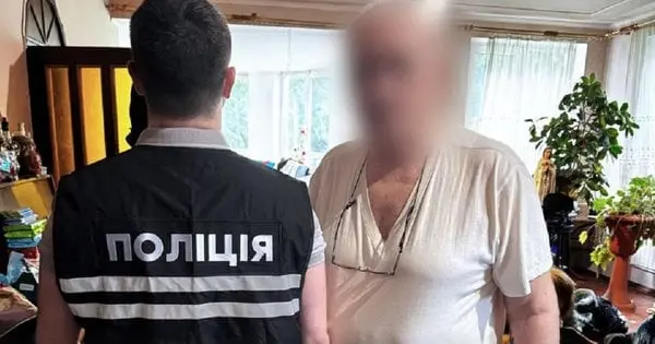 Львів’янина та його 80-річного спільника затримали після одержання 20 тис. доларів від ухилянта