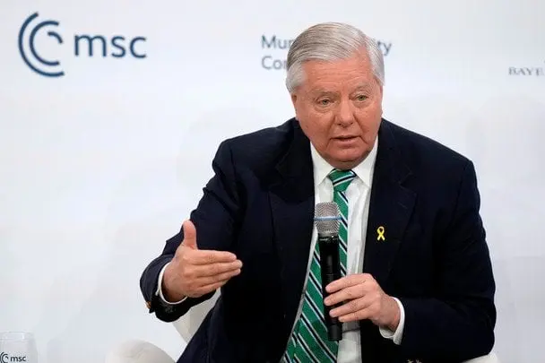 В Україну піде значний потік зброї зі США: сенатор Грем про поворотний момент у війні
