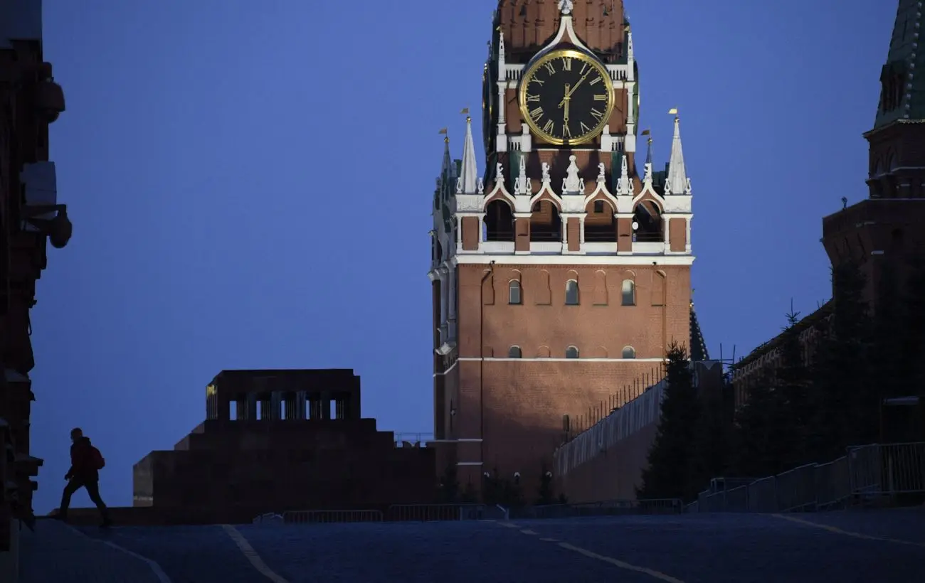Економіка Росії тріщить під тиском війни та санкцій, - Bloomberg