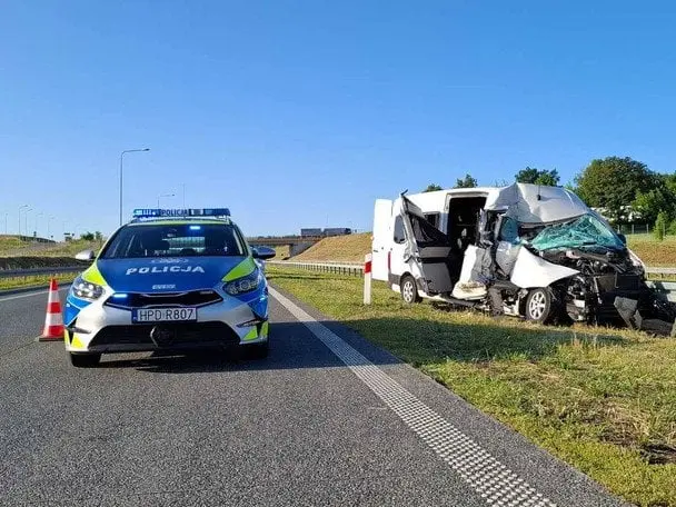 Поблизу Варшави сталося ДТП за участі українців: що відомо про постраждалих