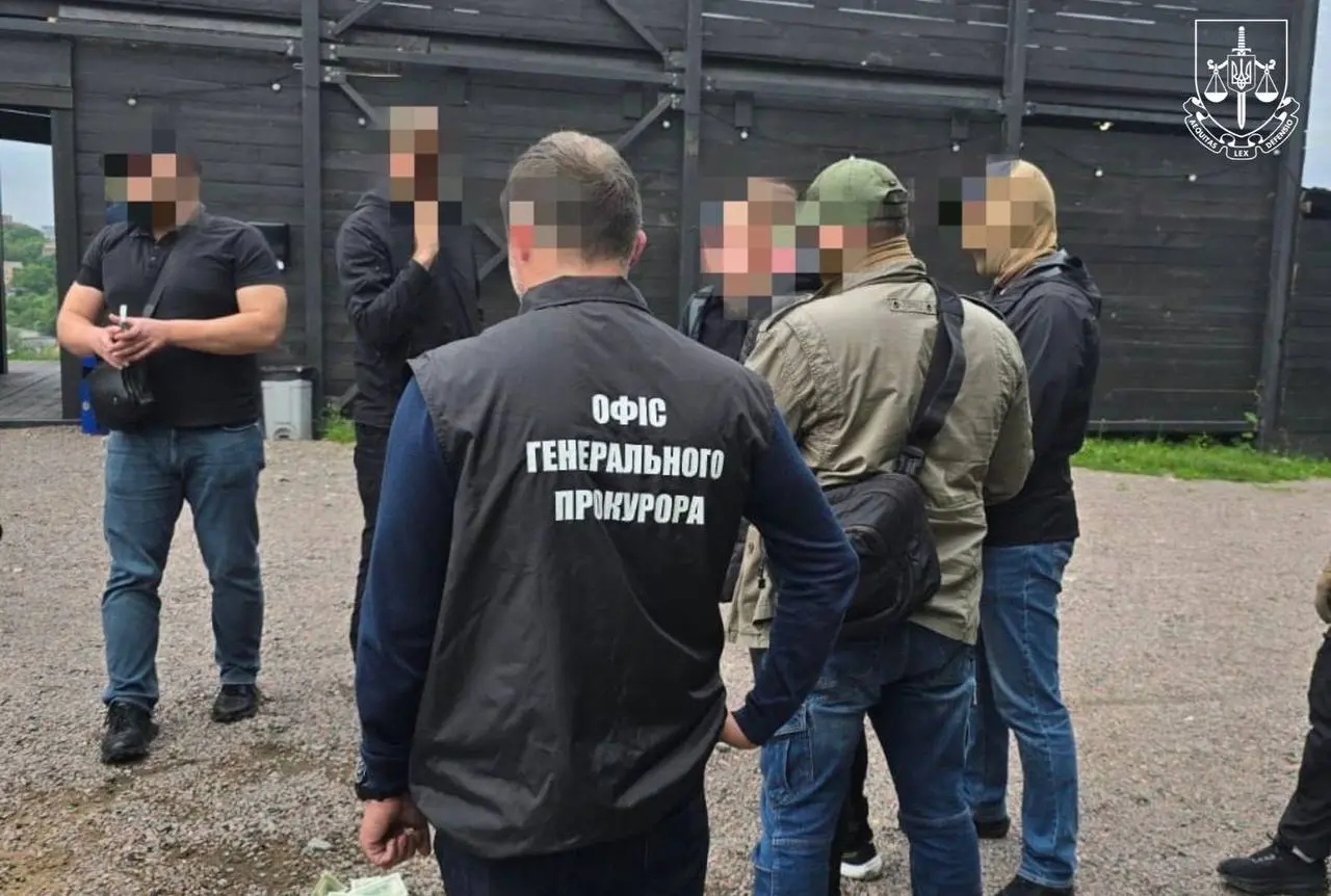 ОГП: Задержан прокурор, который за взятку в $10 000 обещал повлиять на ход дела