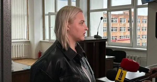 Суд виніс вирок львівʼянці, яка побила дружину ветерана в автобусі