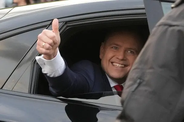 Кандидат у президенти Польщі Навроцький здав тест на наркотики (фото)