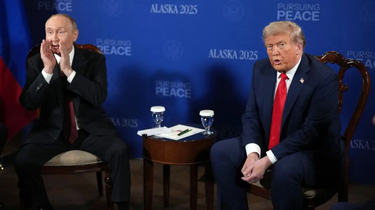 ЗМІ: Трамп може ввести санкції проти "Роснефті" і "Лукойлу", якщо саміт з Путіним провалиться