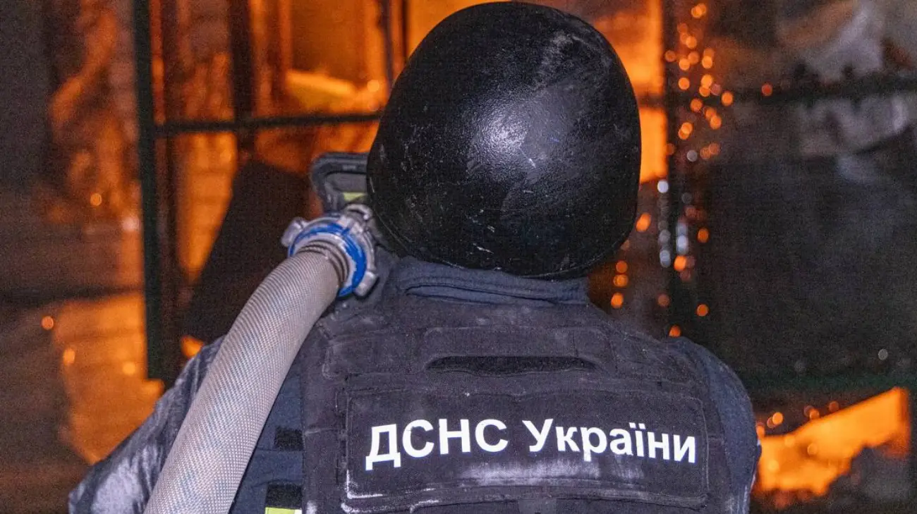 Росія поранила трьох людей у Шостці – била ракетою та КАБами
