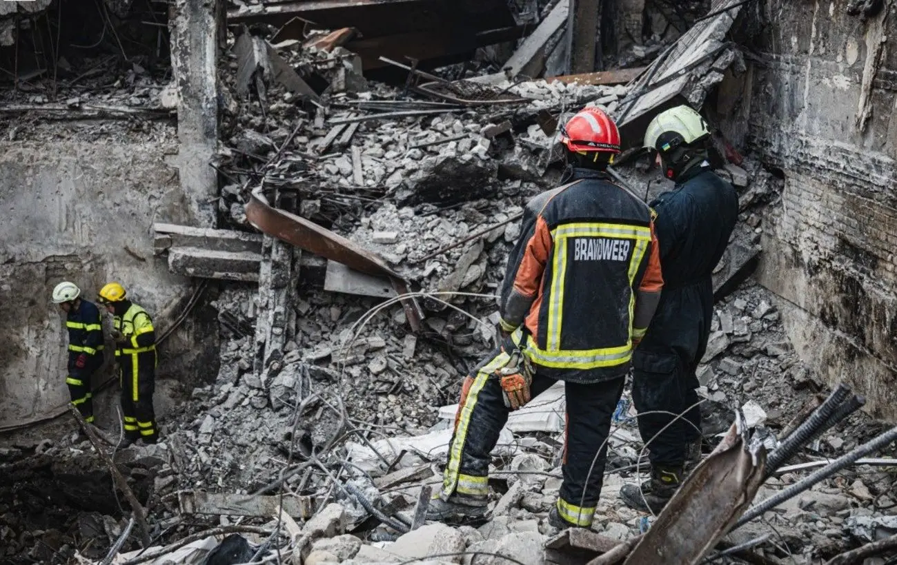 Удар по Харкову 7 червня: пожежу на підприємстві загасили лише на 12 день