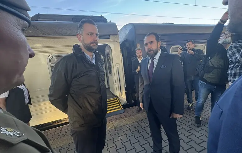 Делегація Міноборони Польщі на чолі з міністром прибула до Києва