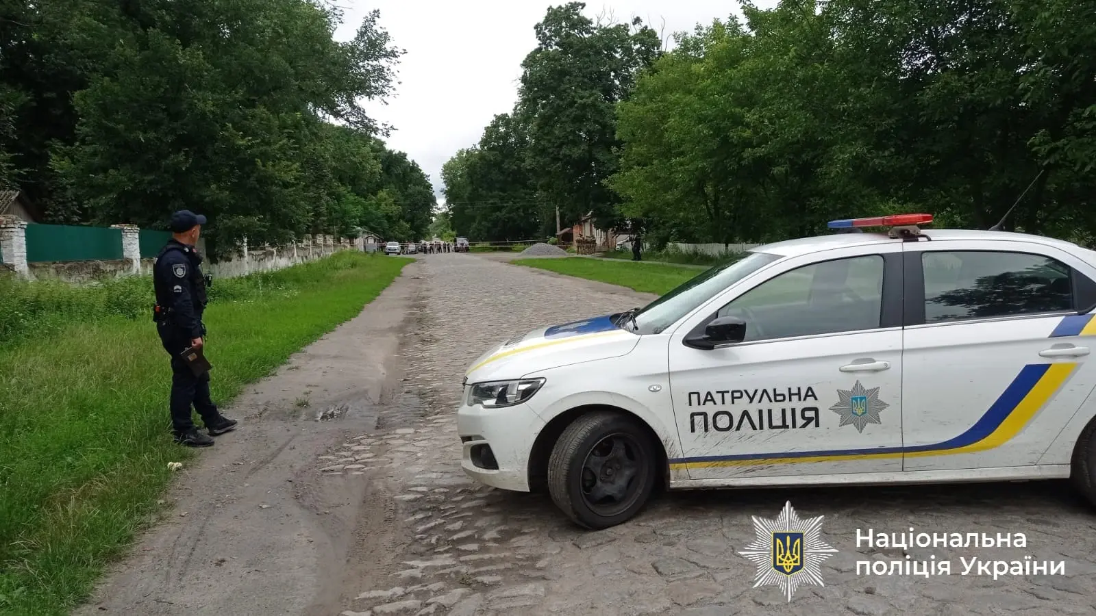 На Вінниччині підозрюваний у вбивстві подружжя застрелився під час перемовин з поліцією