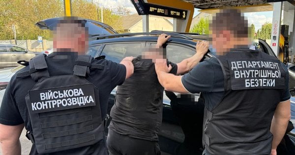 СБУ затримала в Тернополі чоловіка за торгівлю довідками про непридатність до служби