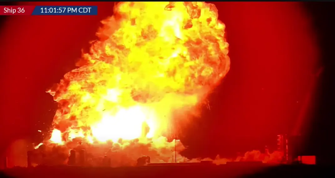 Новый космический корабль SpaceX Илона Маска взорвался в прямом эфире – видео