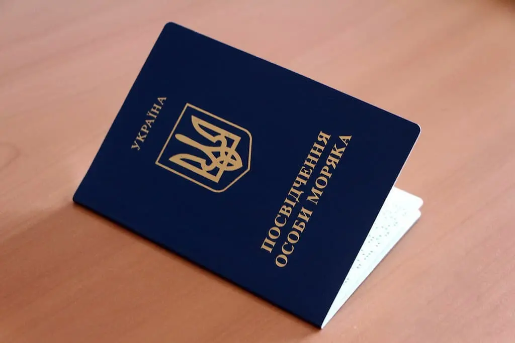 Кабмін спростив оформлення паспорта моряка: тепер доступно і за кордоном