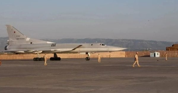 У Сирії невідомі атакували військову авіабазу росіян