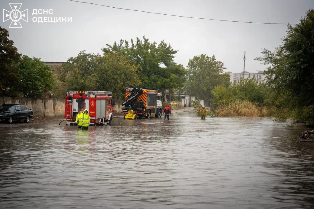 Одеса після зливи: що відбувається з водопостачанням і світлом