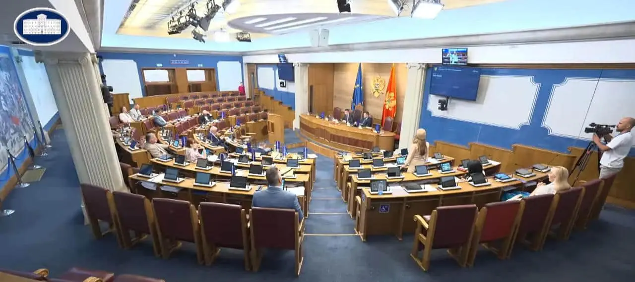 У Чорногорії відклали ухвалення суперечливих законів після критики ЄС