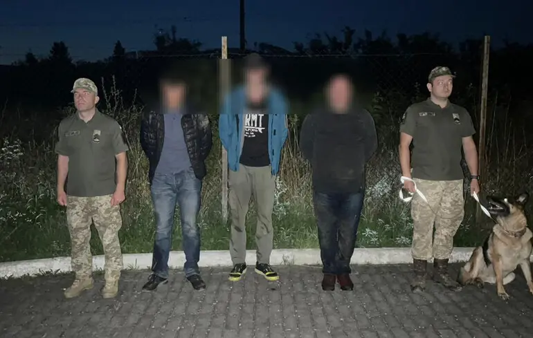 Затримання на кордоні з ЄС: прикордонники зупинили втікачів пострілами