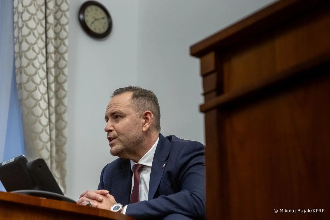 Навроцький повідомив, що поговорив з Трампом про падіння дронів у Польщі