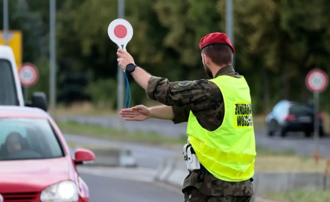 Більшість поляків позитивно оцінюють рішення уряду про прикордонний контроль