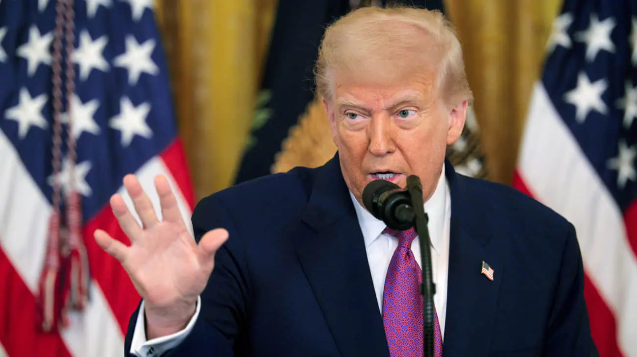 FT: Трамп наполягає на тарифах 15–20% у торговельній угоді з ЄС