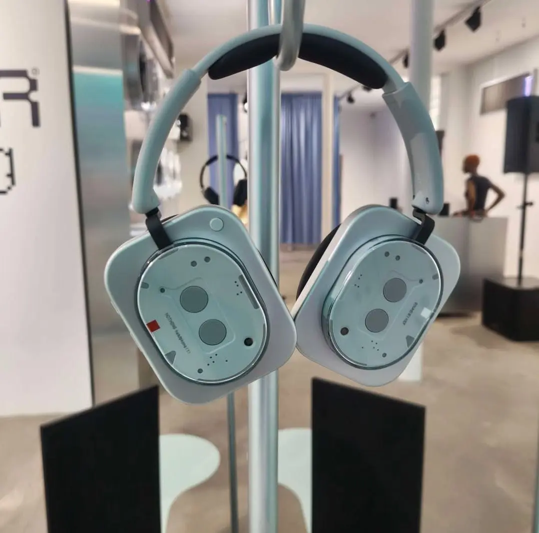 В меріжі з’явились характеристики повнорозмірних навушників Nothing Headphones (1)