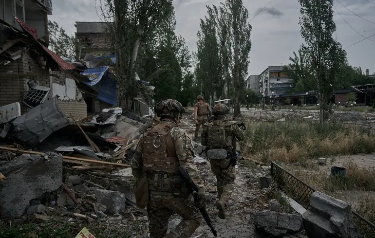 Покровськ: Життя в Обложеному Місті | 1327 Жителів Залишились