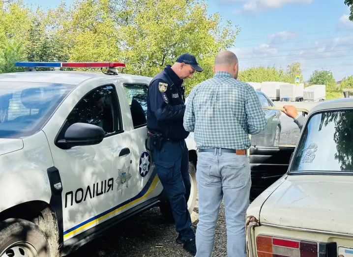 У Мамаївцях чоловіка оштрафували за стихійне сміттєзвалище