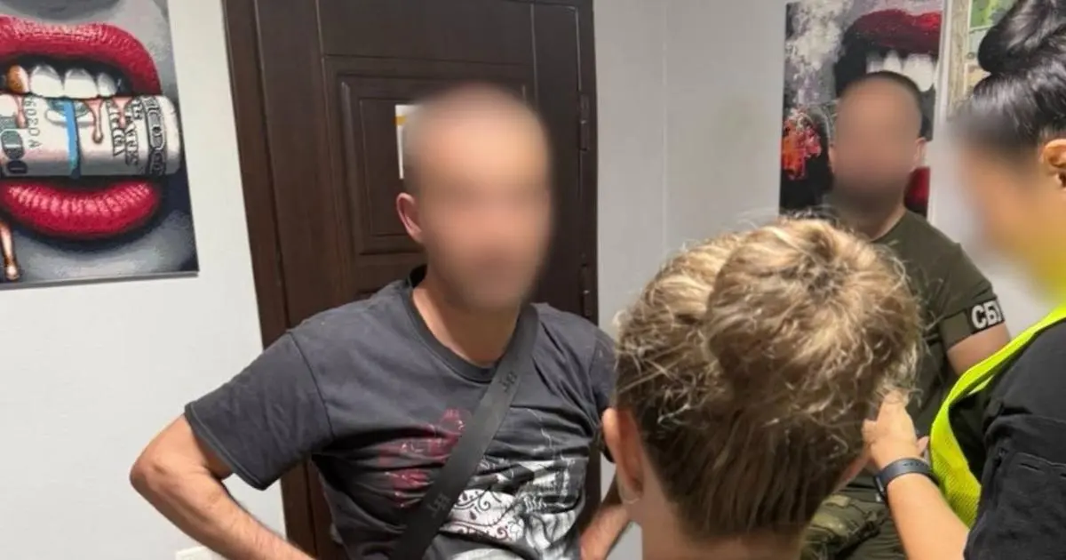 25 тисяч доларів за виїзд. Харків'янин допомагав військовозобов'язаному втекти з країни