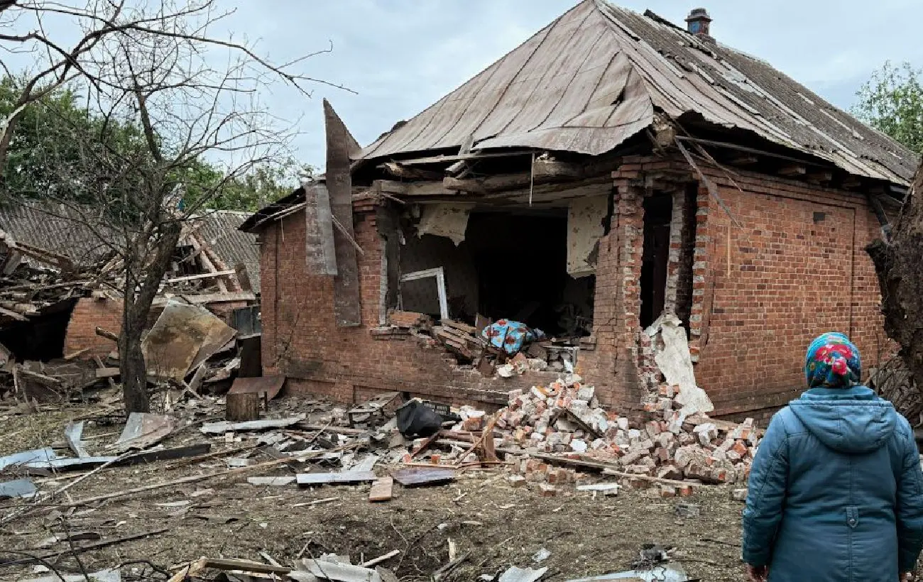 Війська РФ вдарили дронами по Сумській області: фото наслідків атаки