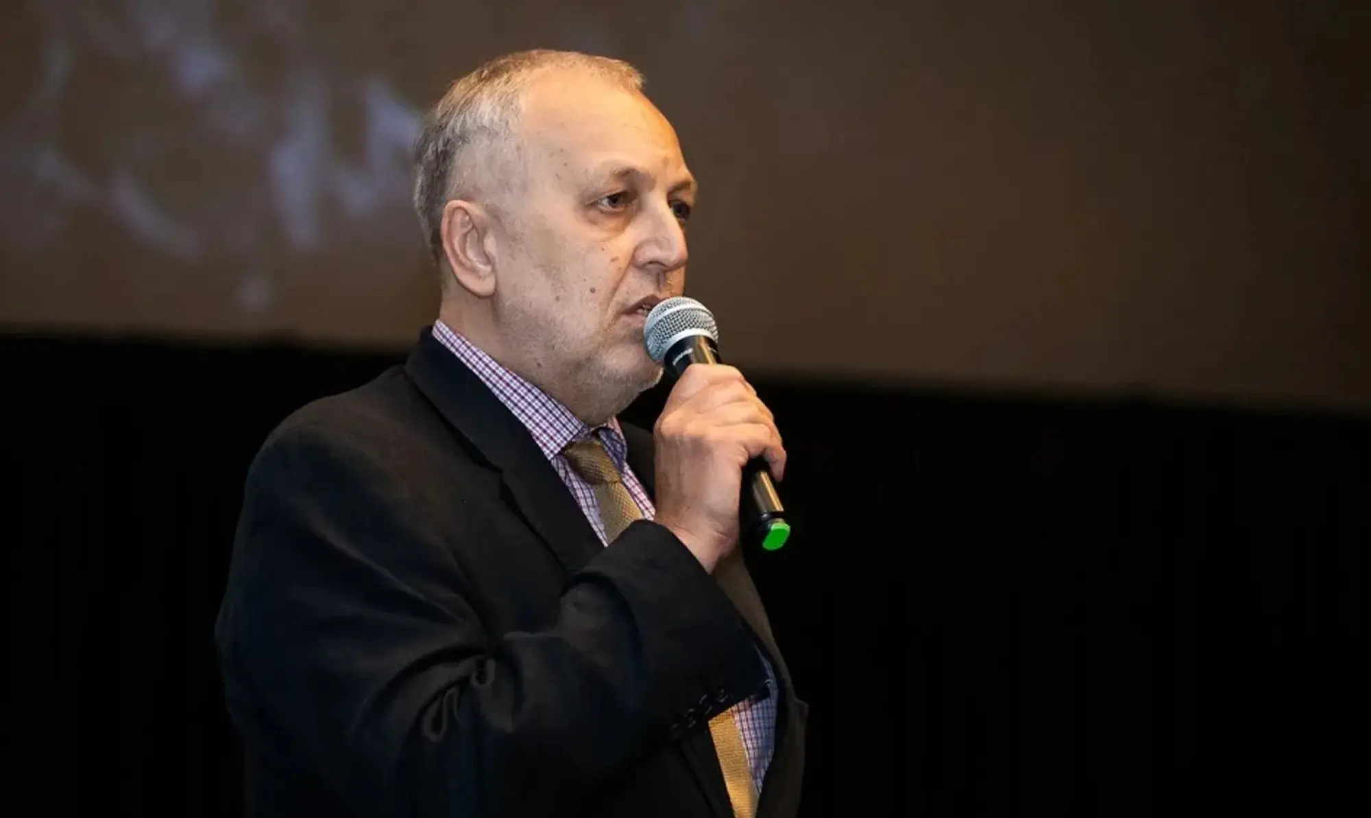Полиция завершила расследование по нападению на Макарова – он сам нанес себе ранения