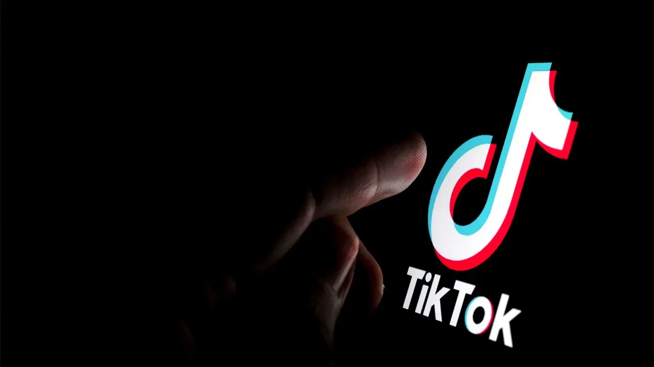 Шахрайські AI-відео на TikTok: нова загроза кібербезпеці