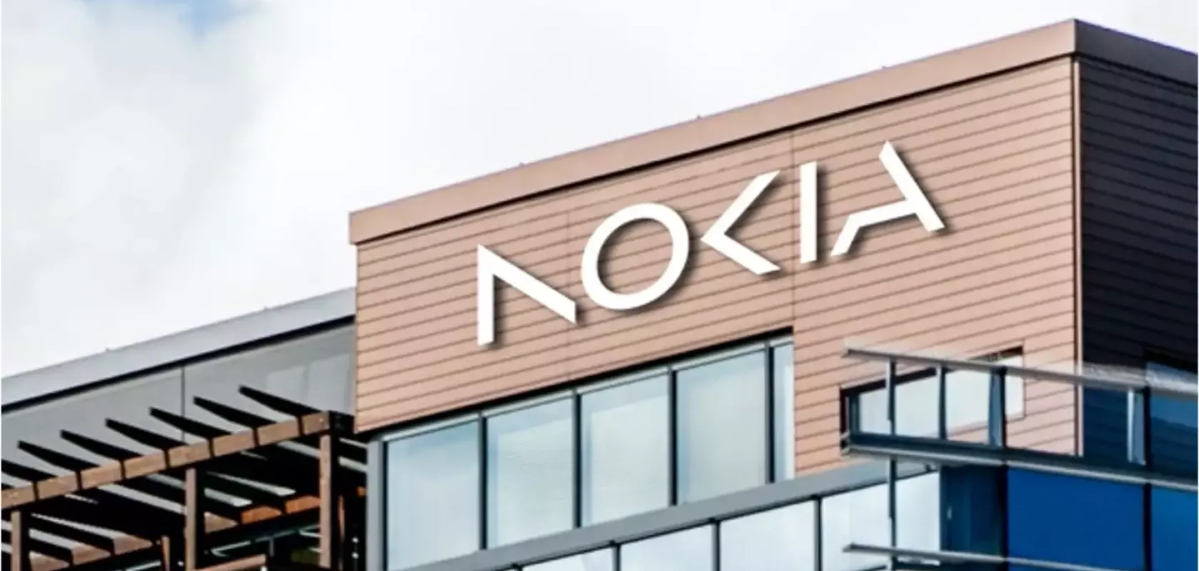 Nokia шукає нового виробника смартфонів для ліцензування свого бренду