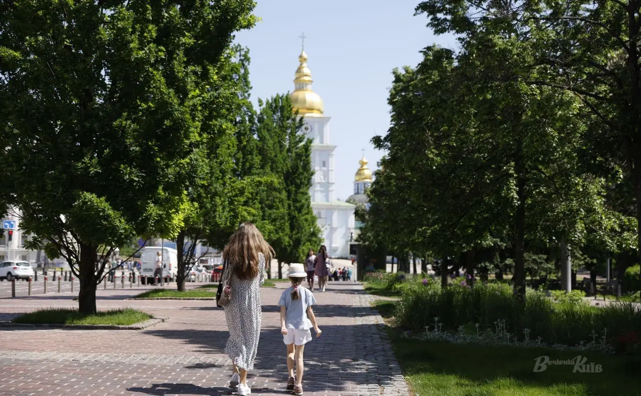 Сьогодні в столиці обіцяють спеку до +34°