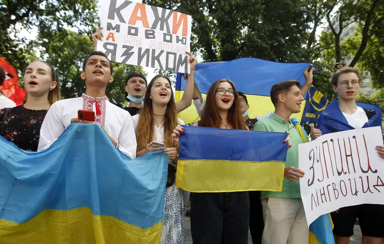 Без суржику: як українською сказати «полднік»