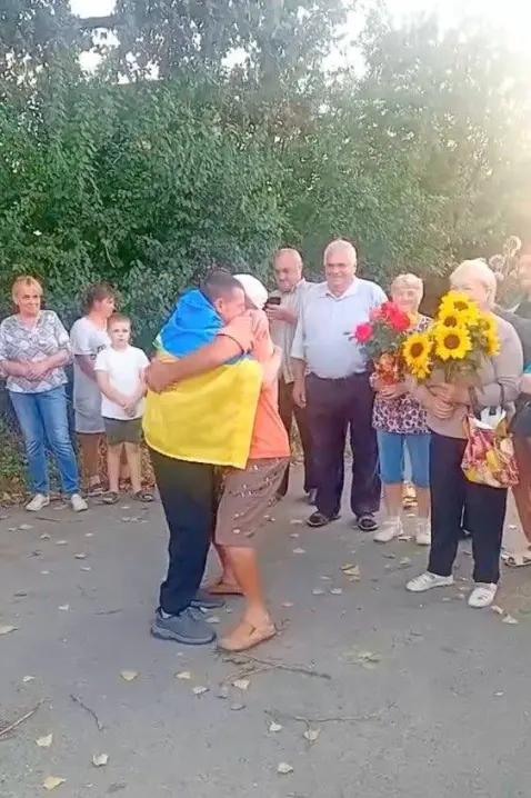 У Сокирянах зустріли військового Сергія Огородника, який повернувся з російського полону