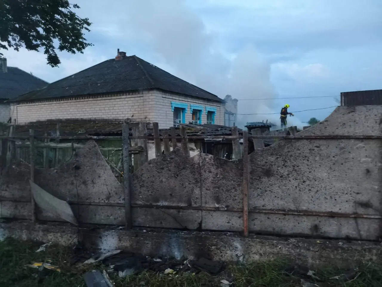 Троє людей постраждали через обстріли Харківщини, серед них – дитина