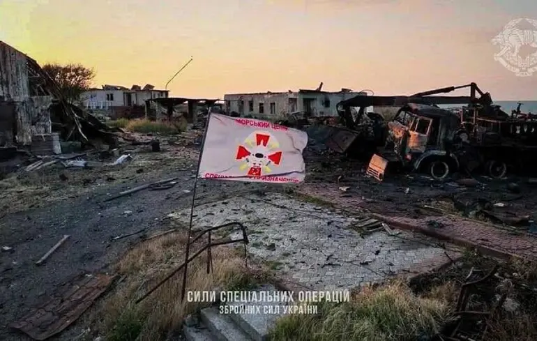 На Зміїний у 2022 році першими підходили бойові плавці на підводних човнах – ССО