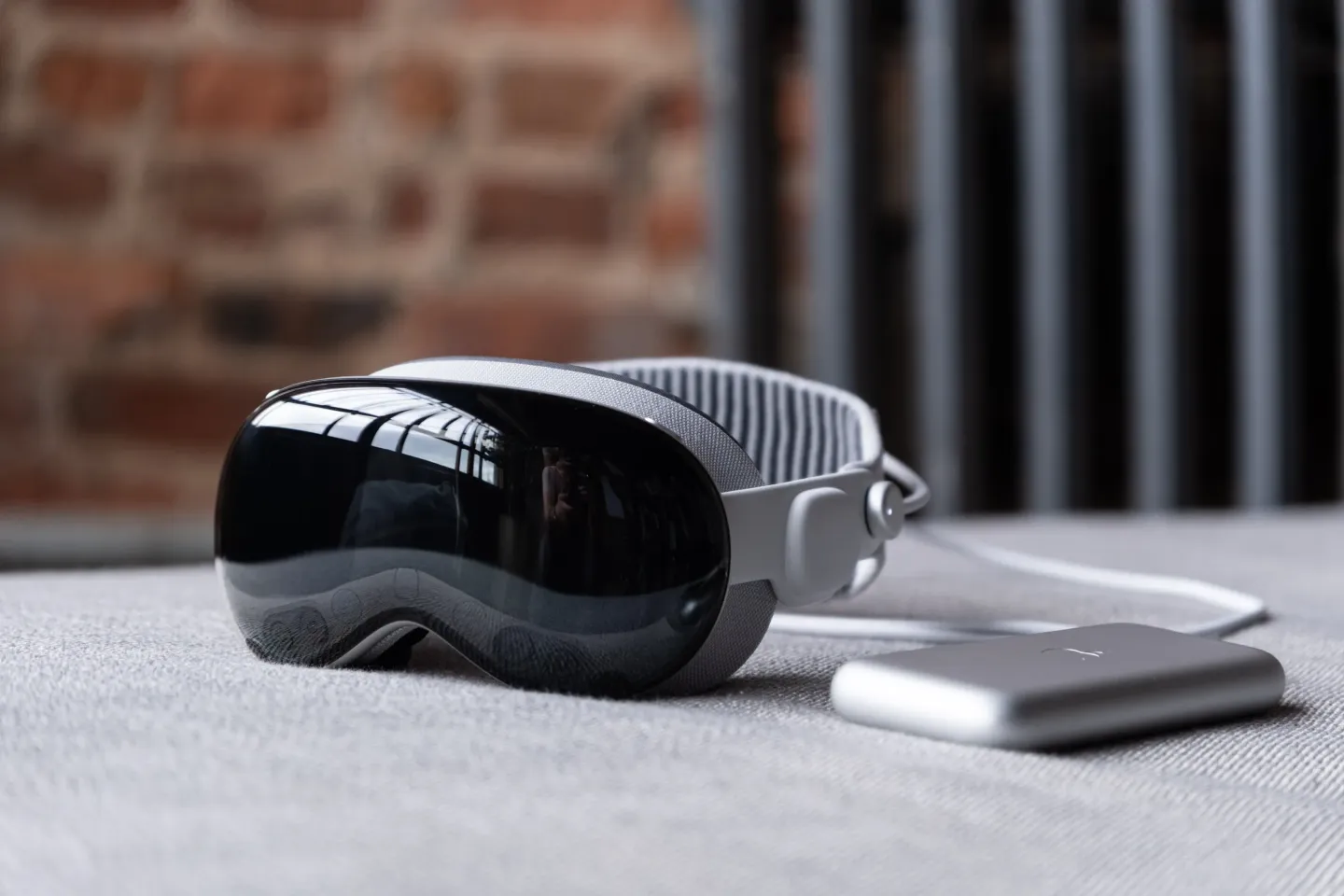 Apple працює над низкою нових пристроїв XR