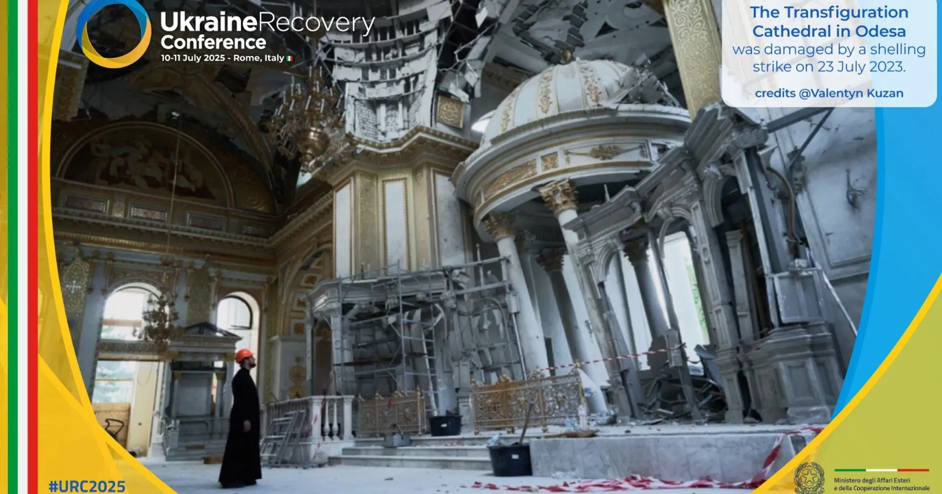 На римській конференції з відбудови представили фотовиставку з понівеченим Одеським собором