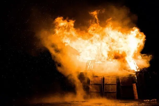 На Київщині пролунали вибухи: що повідомила влада